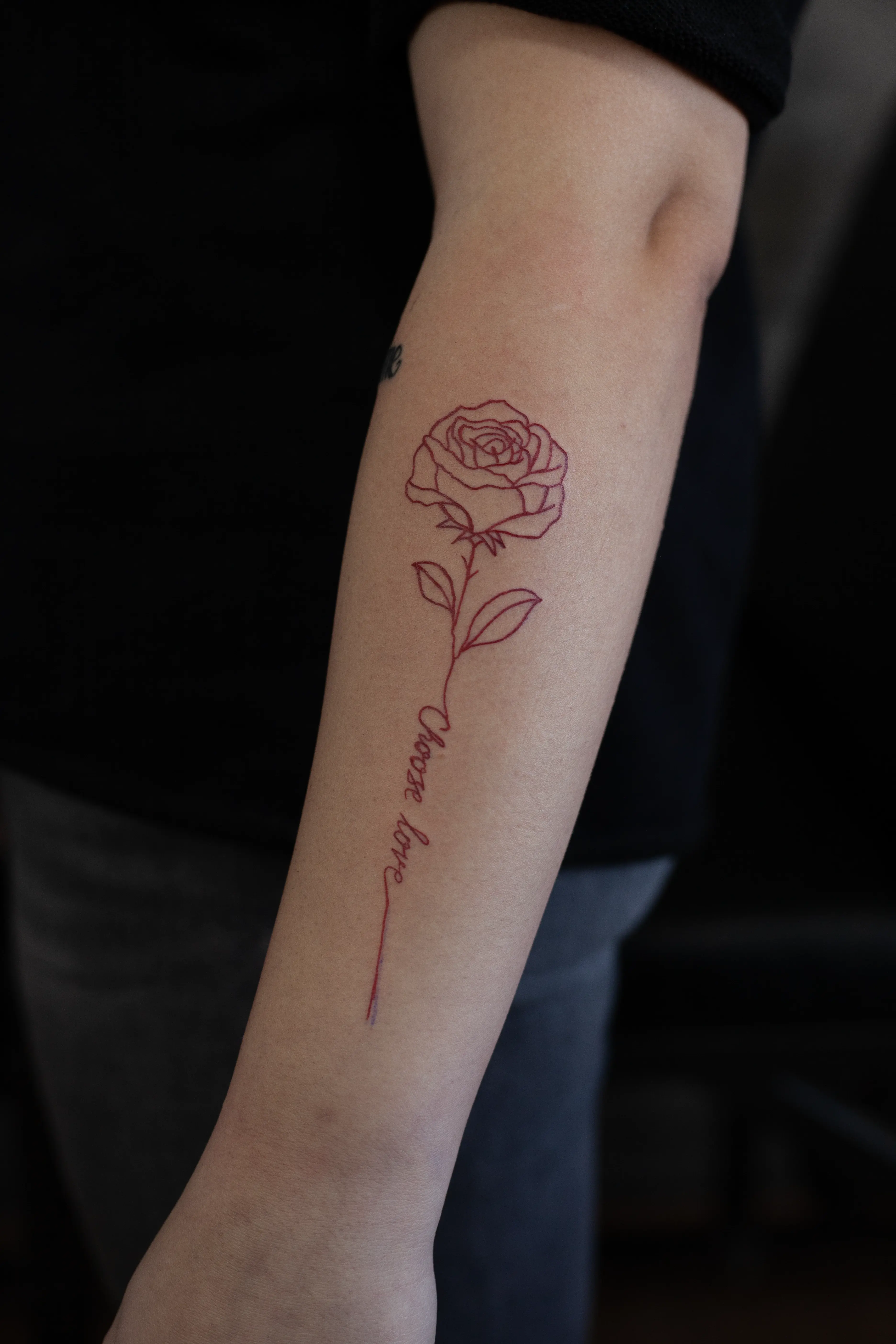 Tetovaža Linijska ruža - Color - Eternal Art Tattoo Studio Loznica